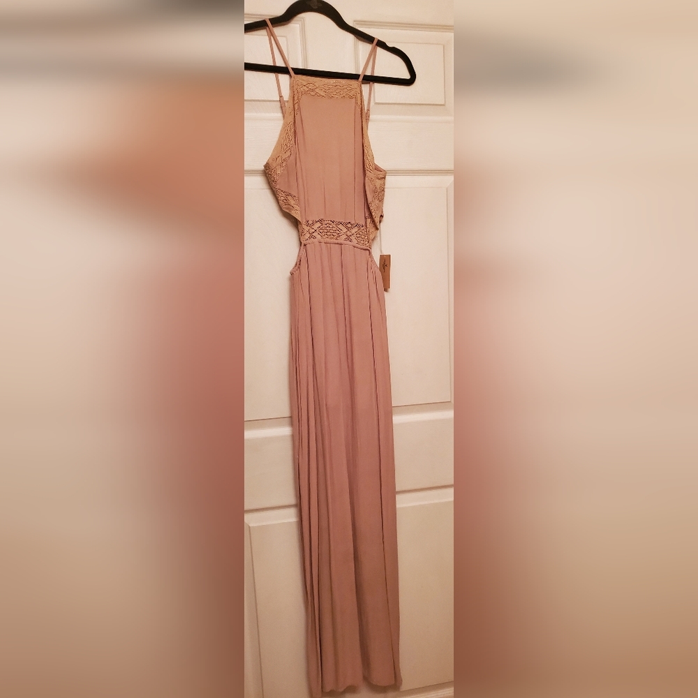 LIght Pink Maxi Dress Cutout Sides Lace Button Back Size 6 Never Worn Still Has